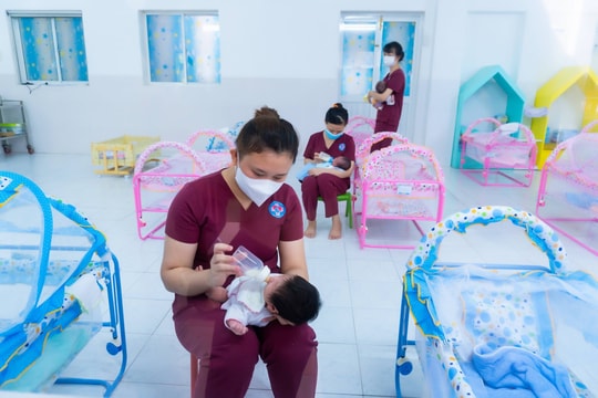Những người mẹ đặc biệt của trẻ sơ sinh trong đại dịch Covid-19