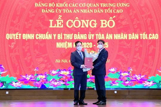 Công bố quyết định chuẩn y Bí thư Đảng ủy TANDTC và bổ nhiệm Chánh Văn phòng TANDTC