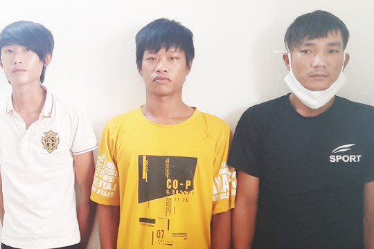 Khởi tố 3 thanh niên “xin đểu” ở bãi biển