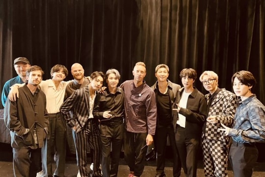 Coldplay tung teaser "My universe" kết hợp cùng BTS