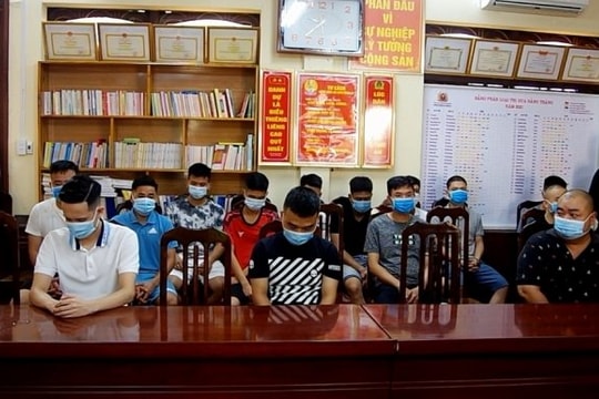 Khởi tố nhóm đối tượng trong đường dây cá độ bóng đá 