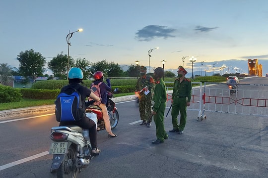 Đà Nẵng cho phép giáo viên, học sinh được trở về thành phố 