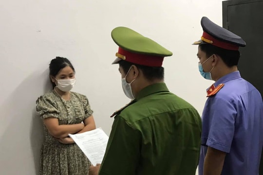 Bắt đối tượng lừa bán suất tiêm vắc xin ngừa COVID-19