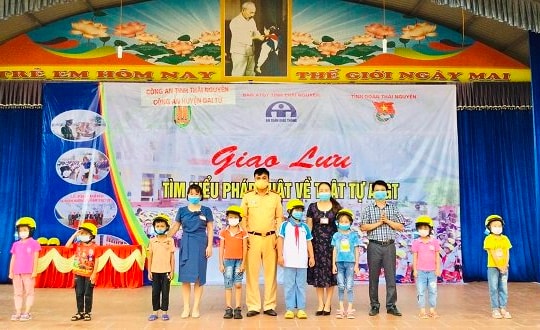 Thái Nguyên: Tuyên truyền ATGT cho học sinh các trường học trên địa bàn huyện Đại Từ