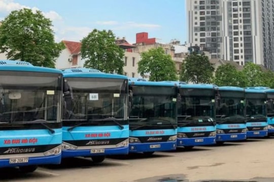 Kiến nghị xe buýt ở Hà Nội được chạy lại từ ngày 1/10