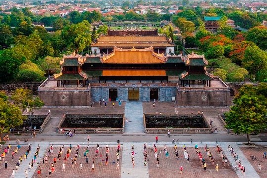 Nhiều điểm di tích tại Thừa Thiên-Huế đón khách trở lại