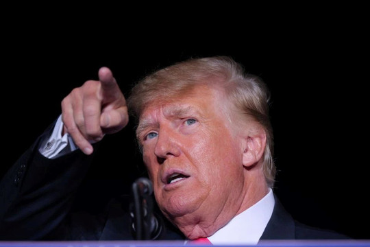 Ông Trump đệ đơn lên tòa án để lấy lại tài khoản Twitter