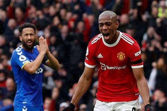 Martial thông nòng sau 8 tháng, MU vẫn bị Everton cầm hòa