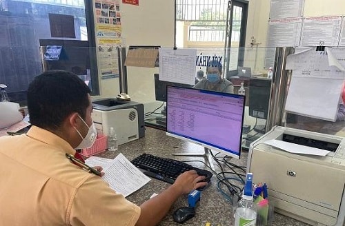 CSGT TPHCM giải quyết thủ tục hành chính từ 1/10