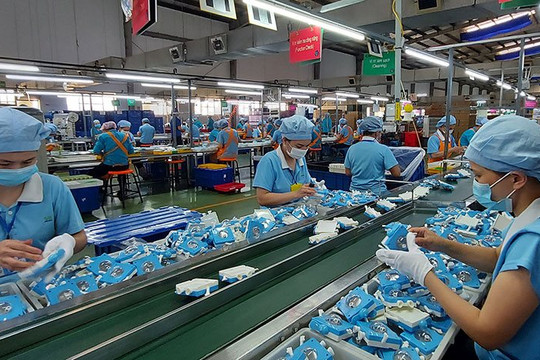 Thủ tướng chỉ thị phục hồi sản xuất tại các khu vực sản xuất công nghiệp