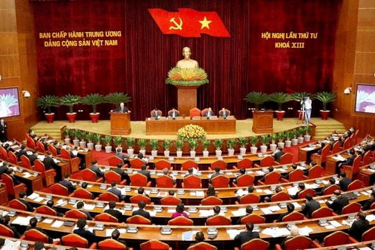 Trung ương thảo luận về tăng cường xây dựng, chỉnh đốn Đảng
