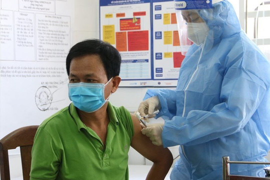 Khả năng rất cao sẽ phải tiêm nhắc lại vaccine COVID-19 định kỳ
