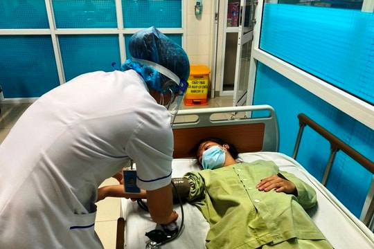 Cấp cứu kịp thời thai phụ trên đường từ Sài Gòn về quê Thanh Hóa
