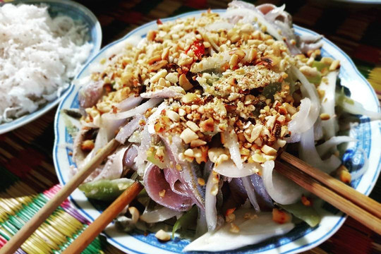 Ẩm thực Phú Quốc: Từ đặc sản biển khơi đến chuẩn mực 5 sao