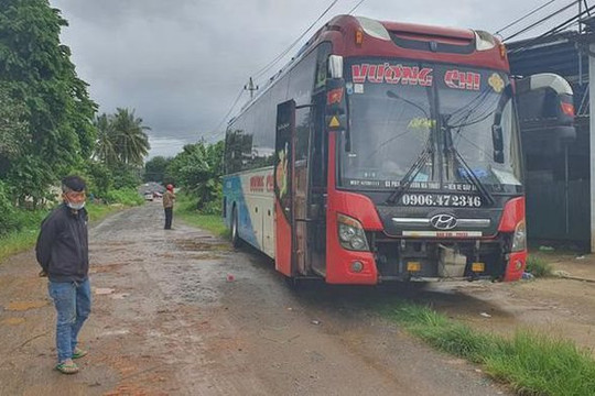 Mâu thuẫn cá nhân, thanh niên lái xe khách 40 chỗ đi giấu để trả thù 