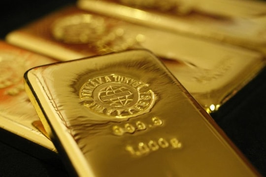 Giá vàng hôm nay 11/10: Dao động quanh mốc 1.757 USD/ounce