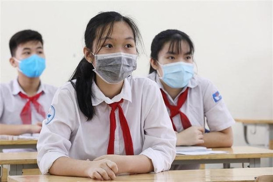 Xây dựng kế hoạch tiêm cho trẻ 12 -17 tuổi, từng bước để trẻ có thể đến trường