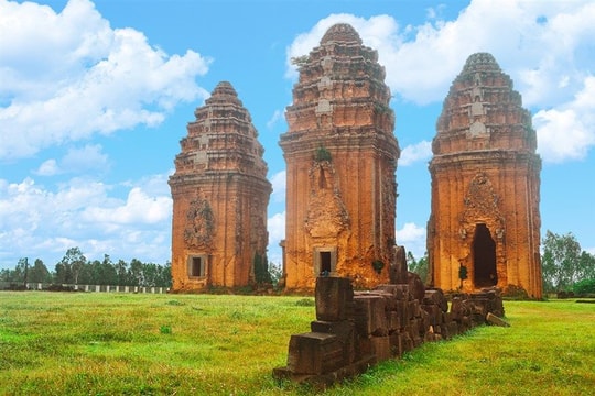 Di tích tháp Chăm ở Bình Định cần kinh phí để tu bổ