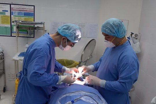 Nhiễm trùng, áp xe má sau khi tiêm filler