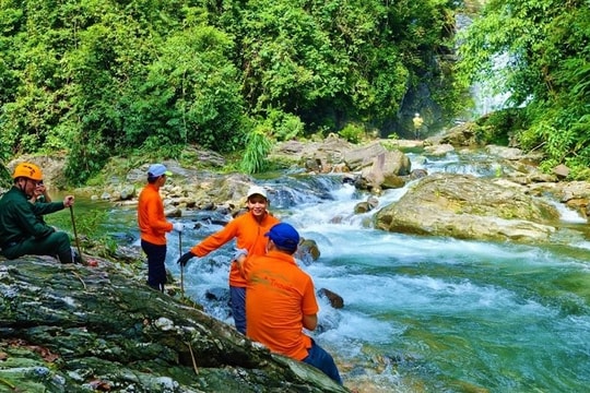 Quảng Bình tổ chức chương trình trọn gói cho khách du lịch từ vùng xanh, vùng vàng