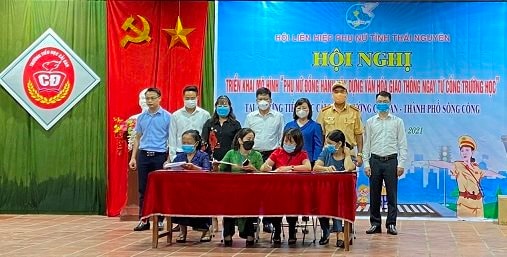 Thái Nguyên: Hội nghị triển khai mô hình “Phụ nữ đồng hành xây dựng văn hóa giao thông ngay từ cổng trường học”
