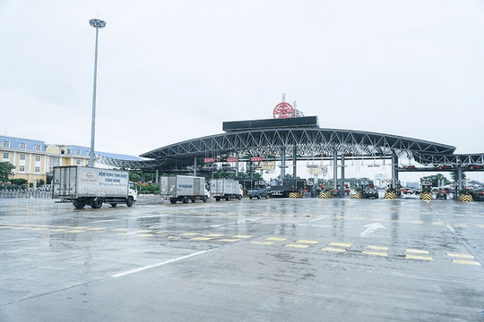 Hà Nội tạm dừng kiểm soát ở nhiều chốt cửa ngõ