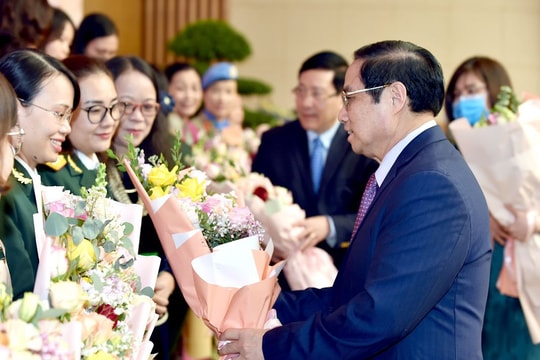 Thủ tướng: Rà soát, cụ thể hóa để giải quyết các chính sách đối với phụ nữ, trẻ em
