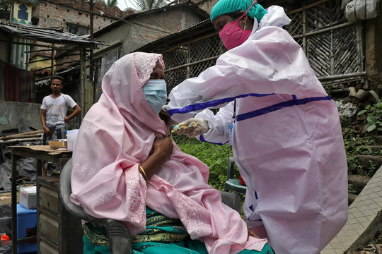 Ấn Độ: Hơn 1 tỷ người đã được tiêm vaccine ngừa COVID-19