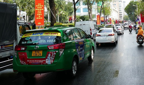 TPHCM còn hơn 50.000 xe kinh doanh vận tải chưa đổi biển số vàng