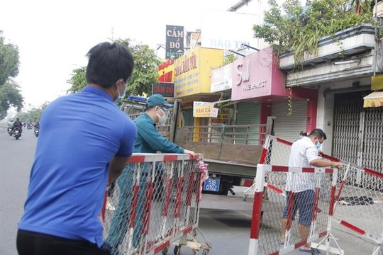 Từ 18h ngày hôm nay tạm ngưng tất cả chốt kiểm soát dịch ở cửa ngõ TPHCM