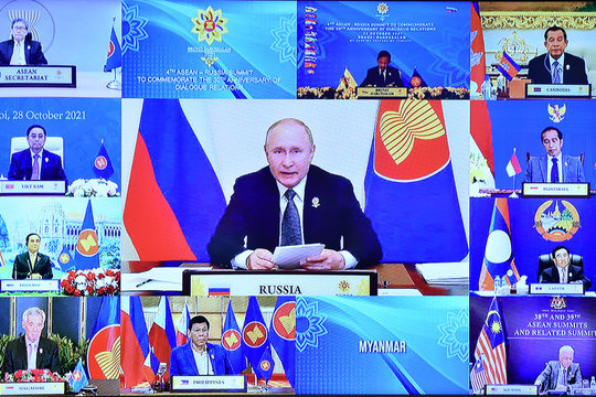 Các nhà lãnh đạo nhất trí thông qua hai Tuyên bố ASEAN-Nga