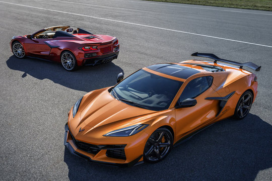 Chevrolet Corvette Z06 2023 ra mắt