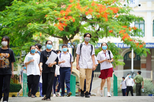 Nhiều địa phương thay đổi kế hoạch đến trường của học sinh