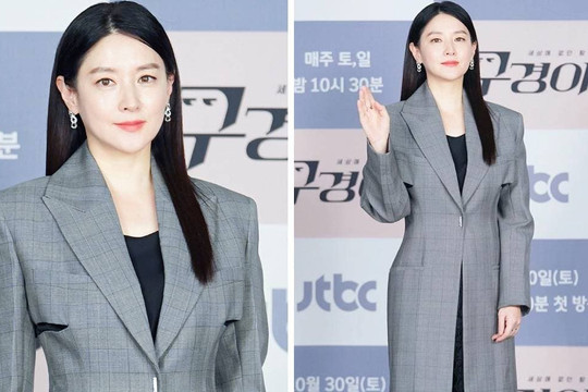 Lee Young Ae chơi set đồ hàng trăm triệu nhưng nhan sắc lão hóa ngược của cô ở tuổi 50 mới là điều đáng nói