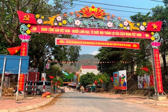 Khởi tố Phó BQL dự án xây dựng huyện Mường Lát cùng Chủ tịch xã Tam Chung