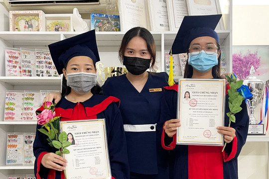 Hành trình đam mê dẫn lối thành công của CEO Trần Ngọc Liên
