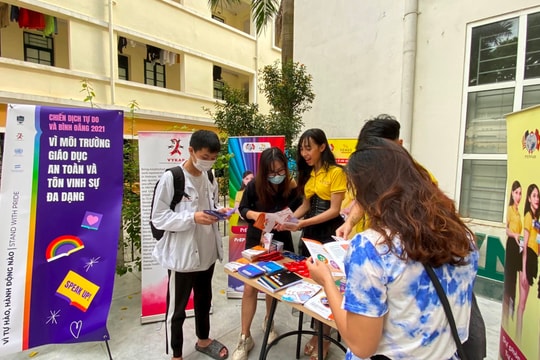 Trạm thông tin dự phòng HIV thân thiện cho giới trẻ tại Hà Nội