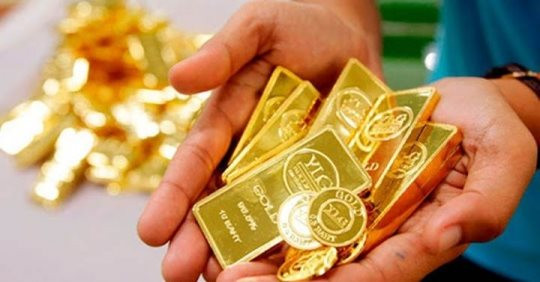 Giá vàng ngày 8/11: Neo ở ngưỡng cao, sắp vượt mốc 59 triệu đồng