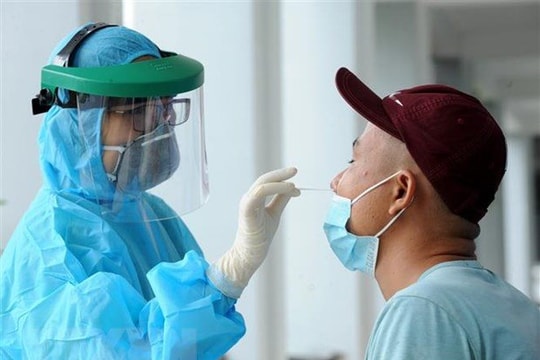 Vì sao Hà Nội chưa tổ chức cách ly F0, F1 tại nhà?