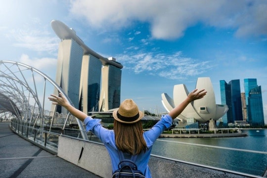 Tin vắn thế giới ngày 9/11: Singapore nới lỏng quy định cách ly đối với du khách Việt Nam