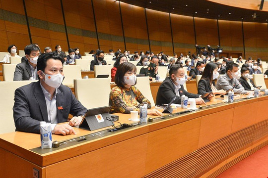 Quốc hội biểu quyết thông qua Nghị quyết về Tổ chức phiên tòa trực tuyến