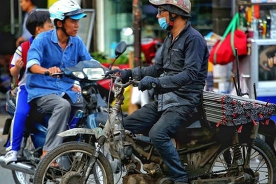 Thí điểm đo kiểm khí thải xe môtô, xe gắn máy cũ đang lưu hành trên địa bàn thủ đô
