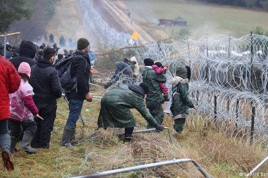Belarus hứng đòn trừng phạt mới từ EU do vấn đề khủng hoảng người di cư