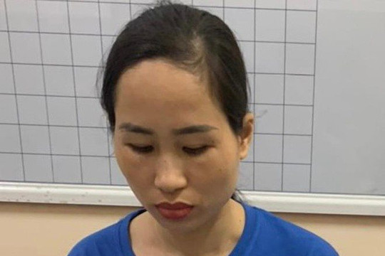 Hà Nội: Khởi tố cô gái nhặt được của rơi, tống tiền khổ chủ 