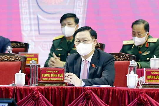Chủ tịch Quốc hội: Hải Phòng có thể xây dựng đề án riêng về nhà ở xã hội, nhà ở cho công nhân