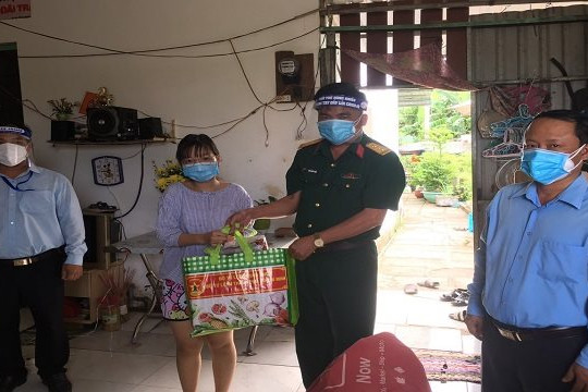 TP.HCM: Đề xuất cấp thẻ BHYT hưởng 100% quyền lợi cho người cao tuổi và trẻ mồ côi vì Covid-19
