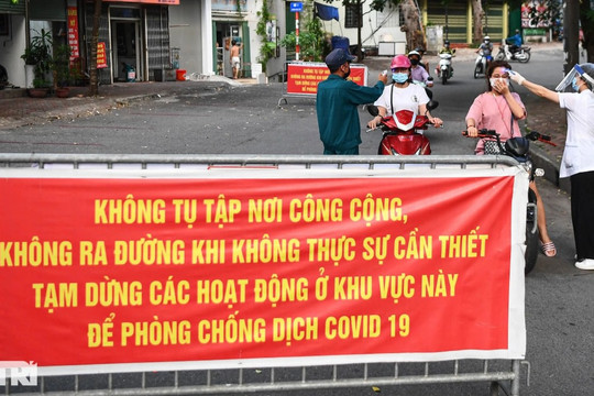 Hà Nội có 12 ổ dịch phức tạp, khẩn tìm người đến nhà hàng liên quan F0