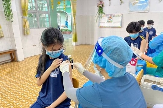 Hà Nội tiêm vaccine Covid-19 cho trẻ em từ ngày 23/11