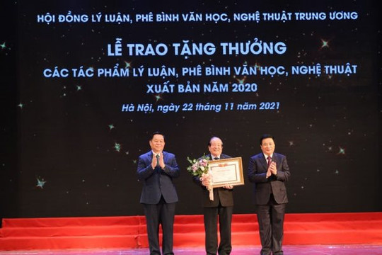 Trao tặng thưởng của Ban Bí thư với các tác phẩm lý luận, phê bình văn học, nghệ thuật