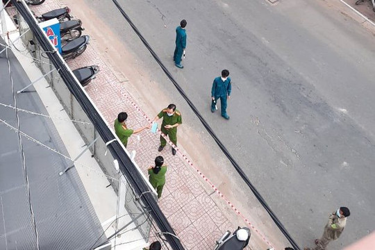 Điều tra nguyên nhân 2 vợ chồng tử vong trong nhà nghỉ
